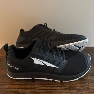 Altra Solstice XT Women’s Training Shoes - Size 7